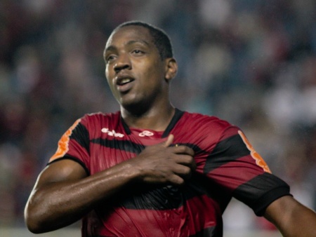 Elenco Atual Renato Abreu, meio de campo Primeiro Penta